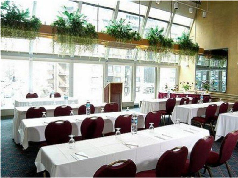 Holiday Inn Montreal Midtown Zewnętrze zdjęcie