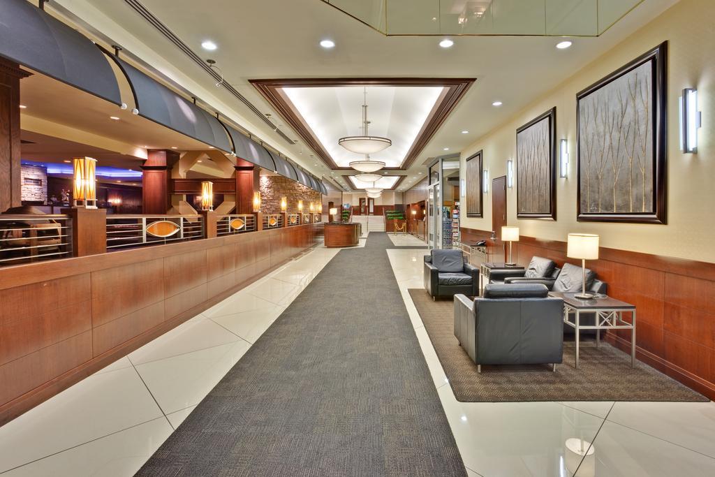 Holiday Inn Montreal Midtown Zewnętrze zdjęcie