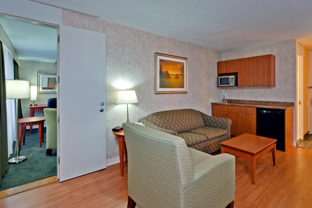 Holiday Inn Montreal Midtown Pokój zdjęcie