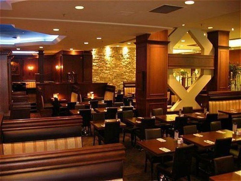 Holiday Inn Montreal Midtown Restauracja zdjęcie